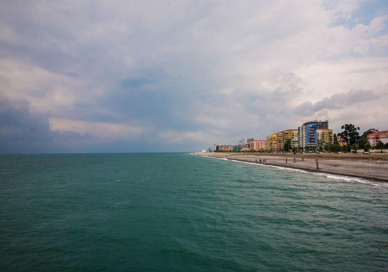 Apartment Near The Sea Batumi Exterior photo